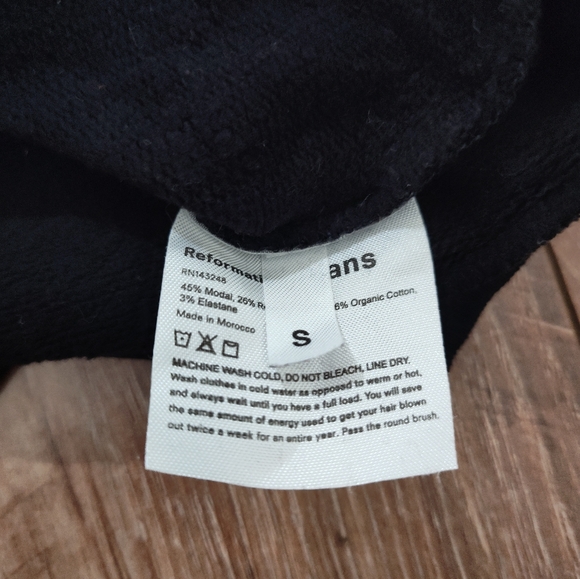 REFORMATION - Picture 8 of 11